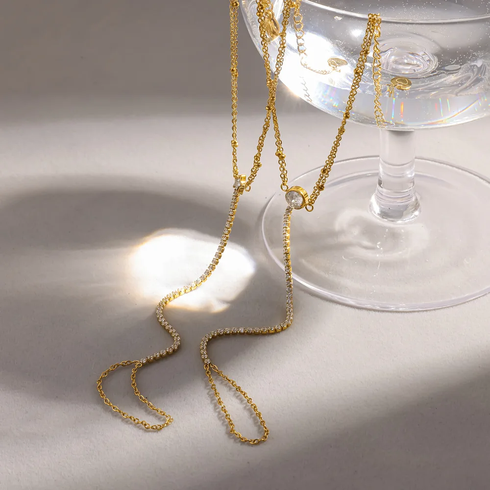 

Luxury Gold Color Stainless Steel Inlay Zircon Finger Bracelet Waterproof Back of Hand Chain Jewelry Wholesale Gift