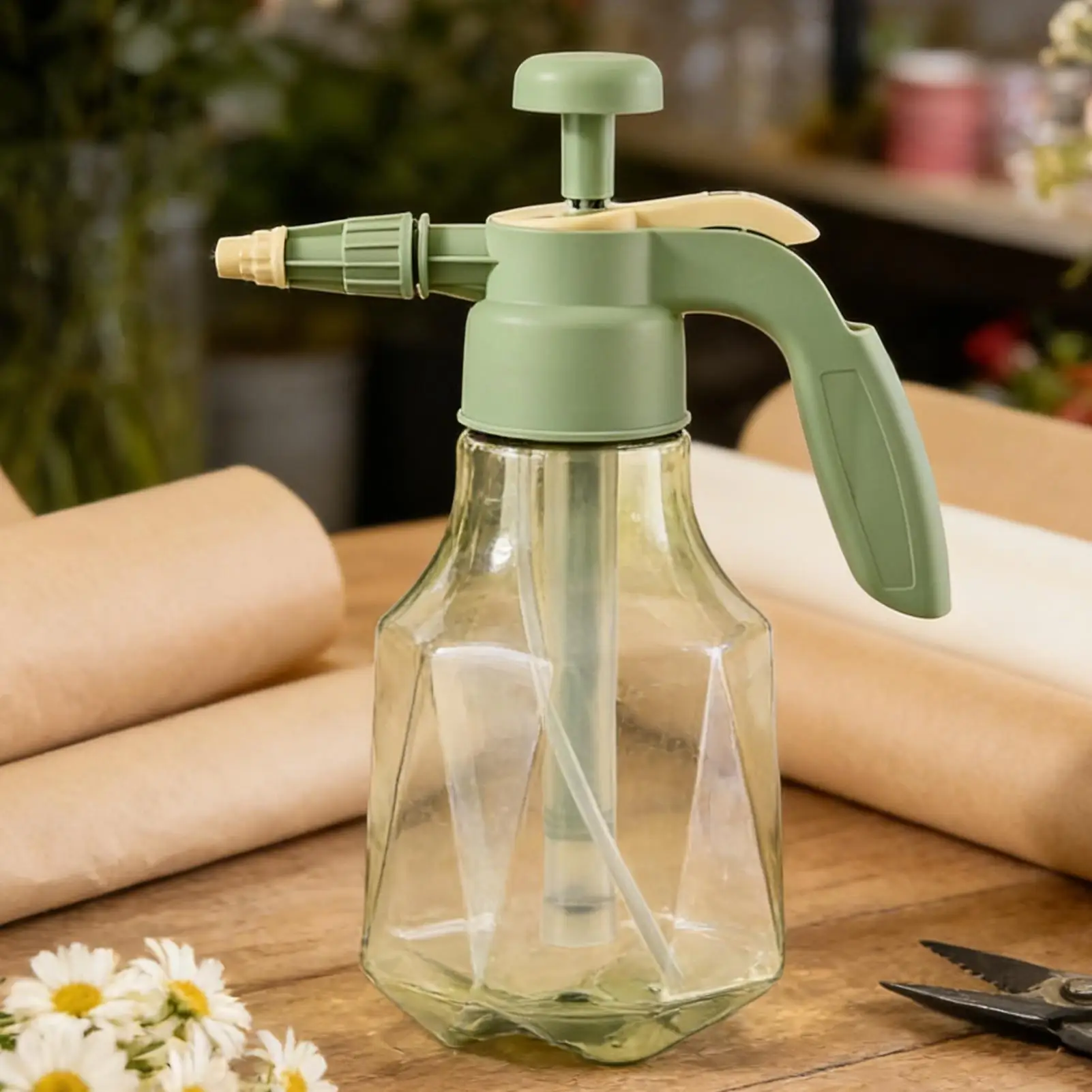 Hand Pump Sprayer 1.5L Leak-Proof Adjustable Nozzle Misting Can Pump Outdoor Sprayer for Yard Indoor Outdoor BBQ Gardening
