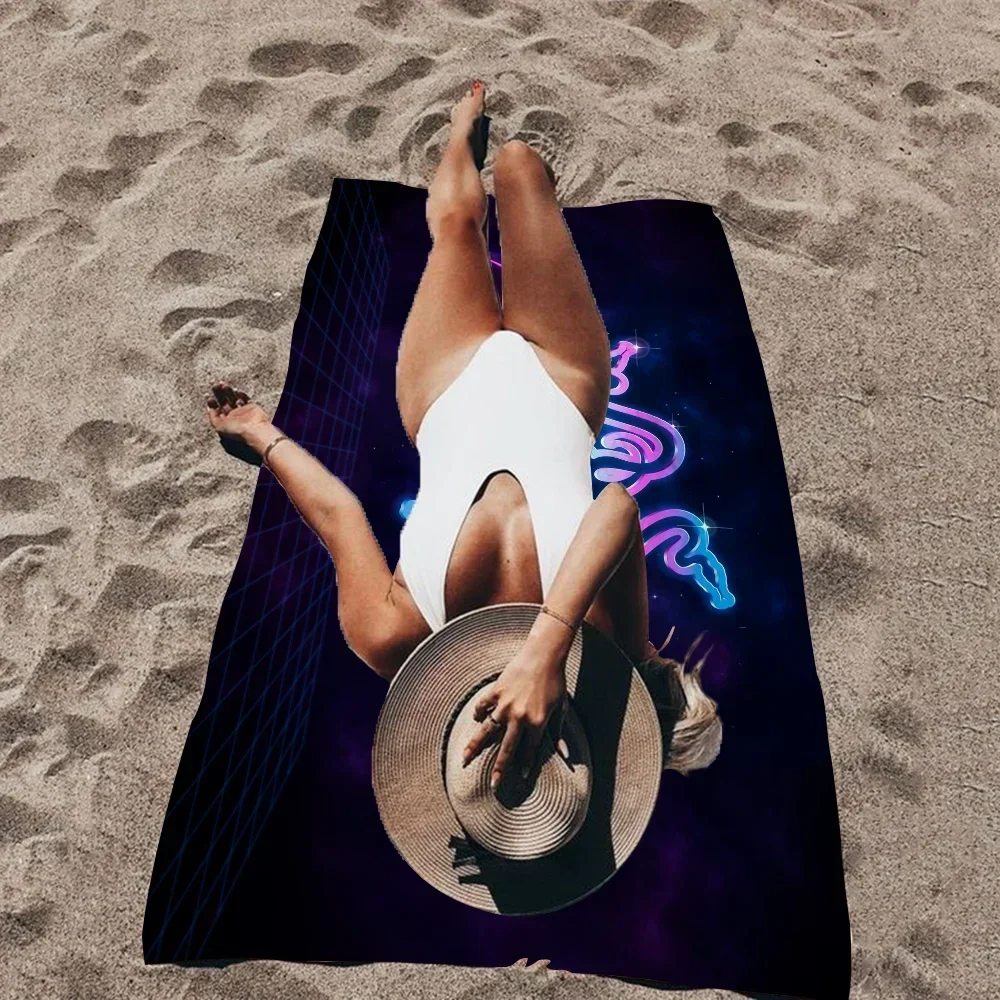 R-Razer Game Microfiber Printed Beach Towel Mountain Climbing Yoga Beach Swimming Running Absorbent Soft Towel