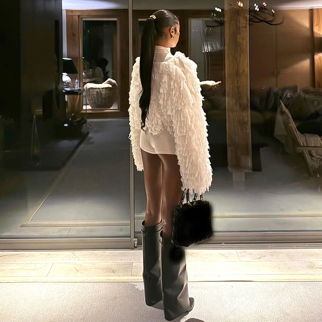 الأبيض نحيل الأساسية Playsuits الياقة المدورة سحاب أكمام طويلة الخوخ الوركين سليم عادية السروال القصير الشارع الشهير النساء وزرة الصلبة