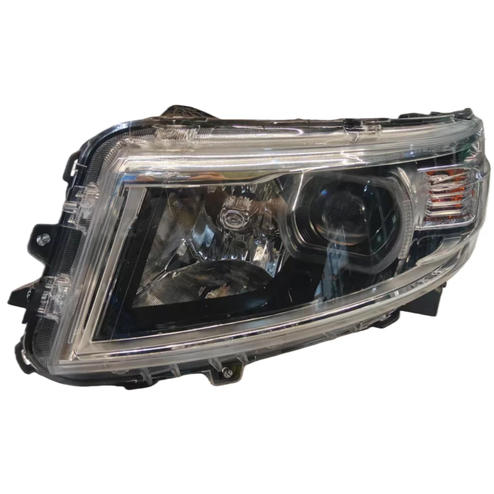 

High quality 12V plastic halogen automotive headlights for X70A (OEM R111084-1700/PN 4121010-BR01)