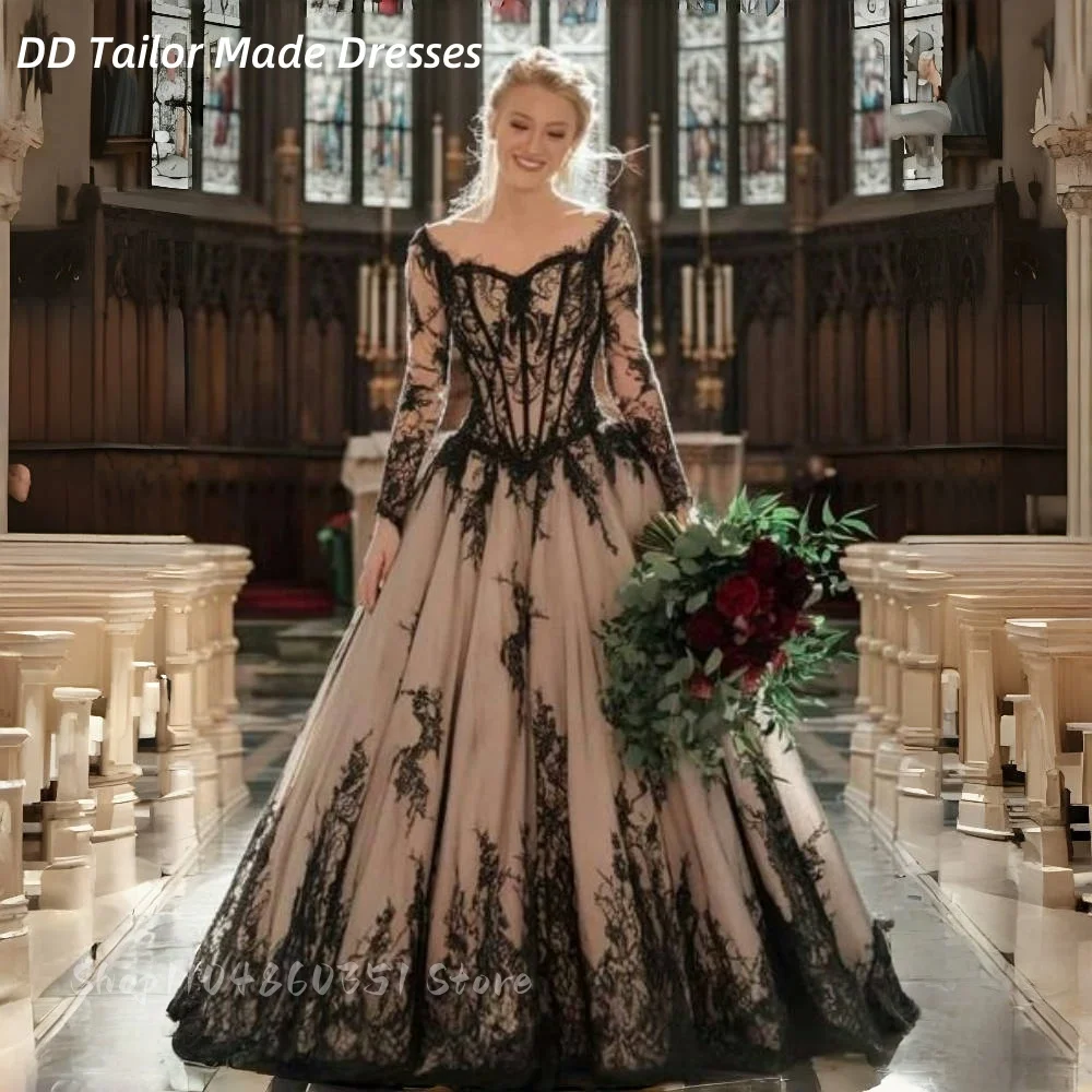 

Black Lace Appliqued Gothic Wedding Dress Long Sleeves A-Line Vintage Country Bridal Gown Customized Floor Length Vestidos