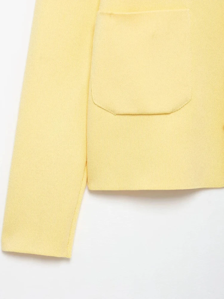 French Elegant Women's Shirt Bead Flower Buttons Short Cardigan Chic Knitted Cardigans For Women Long Sleeve Office Lady Coat