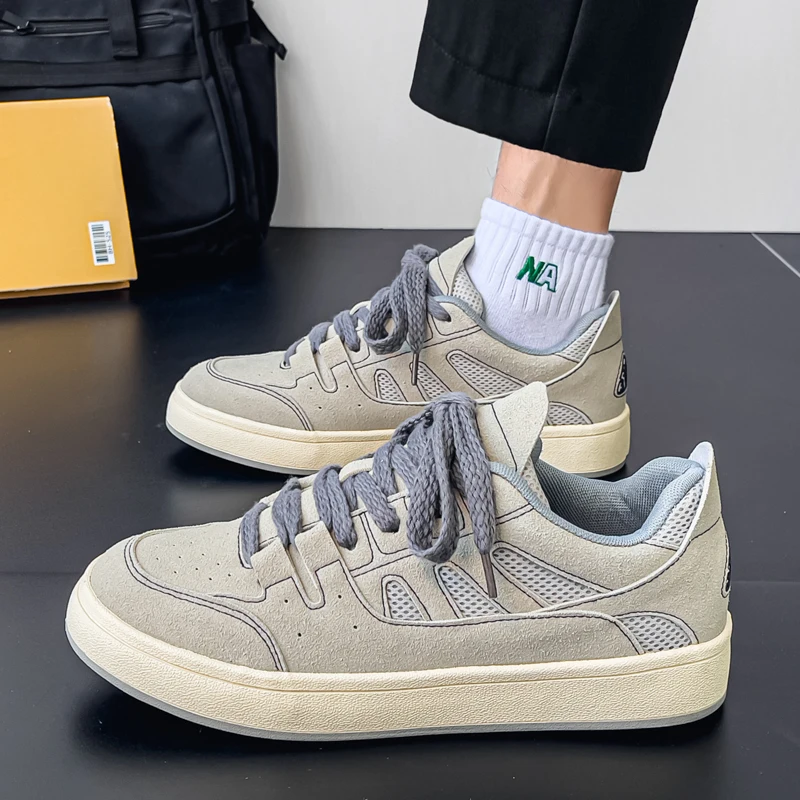 Non Slip Solid Low Skate Shoes Unisex Flat Sneakers Breathable Lightweight Wear Resistant Outdoor Street Commute Footwear