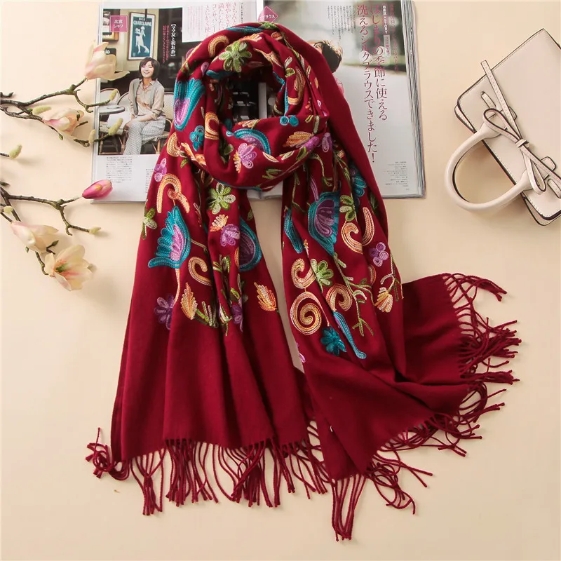 Women Cashmere Scarf Embroidery Thick Warm Shawl Winter Lady Foulard Fashion Big Size Head Wraps Pashmina 2022 New Bufanda