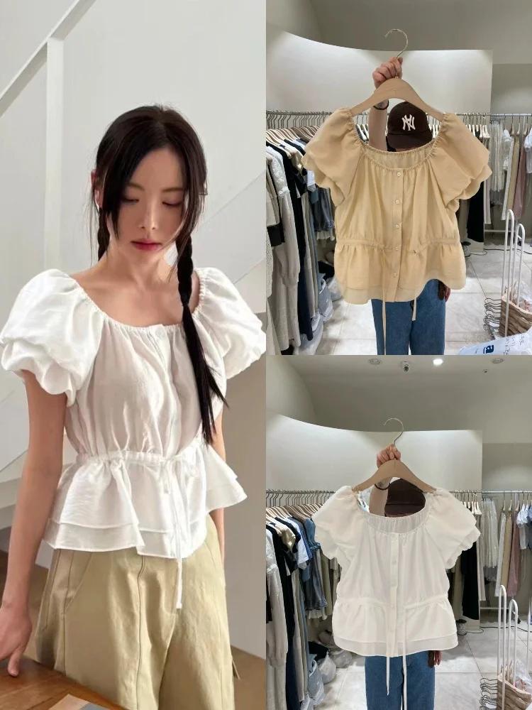 スイートスタイル スリムフィットシャツ バブルスリーブとスクエアカラー 薄型デザイン ショートトップ ウエストインワード イーストゲートスタイル