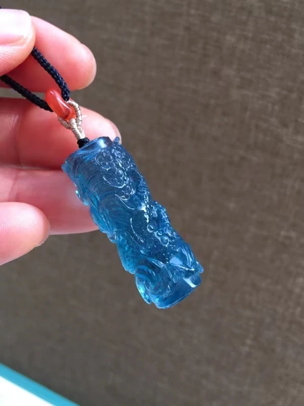 

Natural Blue Aquamarine Quartz Pendant Brazil 39*15*14mm Women Dragon Aquamarine Deep Blue Necklace AAAAA