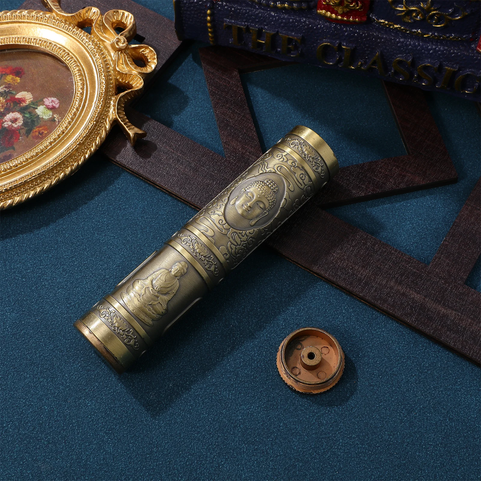 

Metal Buddha Case Zinc Alloy Portable Travel Container Airtight Smoke Tube For Cigarette Tube For Outdoor Outdoor Indoor Gift