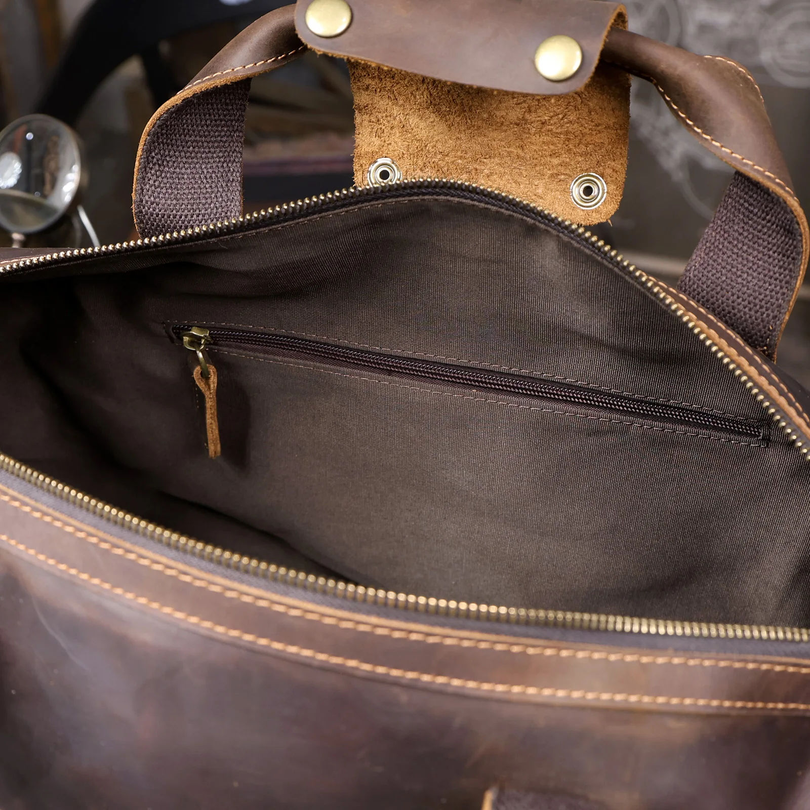 S.WORKER Vintage Vollnarbiges Rindsleder Reisetasche Große Kapazität Handgepäck Echtleder Weekender-Tasche – Detail 17