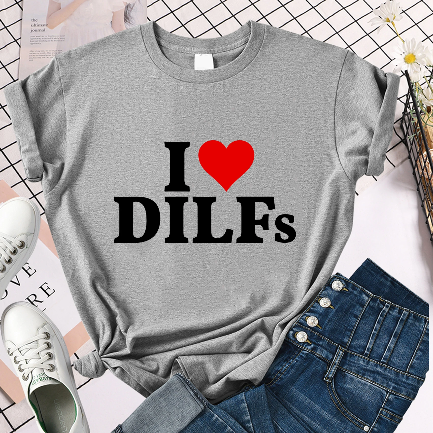 I Love DILFS Funny I Love Hot Dads Heart T Shirts Graphic Cotton Streetwear Short Sleeve O-Neck Harajuku T-shirt Mens Clothing