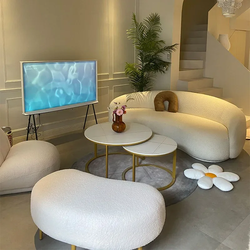 

Designer Modern Living Room Sofa Sectional Design Nordic Seater Sofa Curved Creative Nordic Balcony Divano Postmodern Furniture