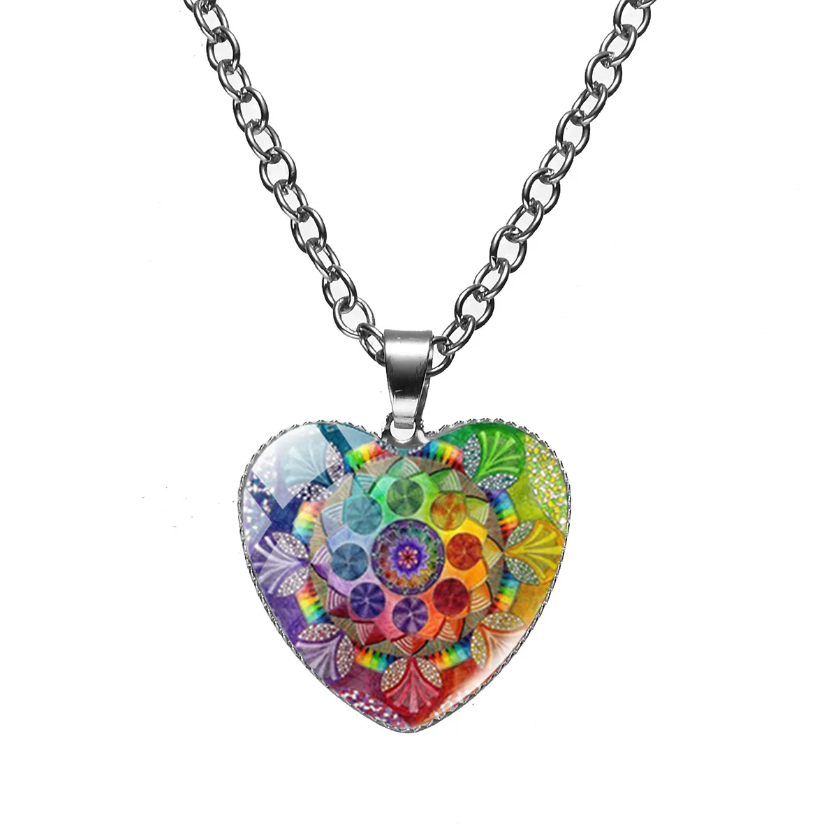 New Heart Shape Pendant Flower Pattern Necklace for Girls Fashion Collar Chain Wholesale