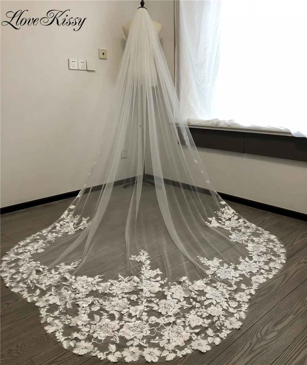 1/2 Tier Bridal Veil Wedding Veil with Comb White Ivory Cathedral Lace Appliques 3 Scalloped Veil Wedding Accessories 300cm