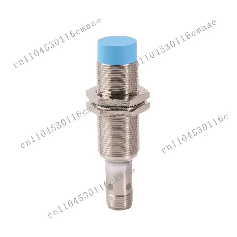 NPN Metal Car Inductive Proximity Sensor for Model Three-Wire Normally Open PNP Output IP67 Protection 12-24V DC Yellow LED 2m