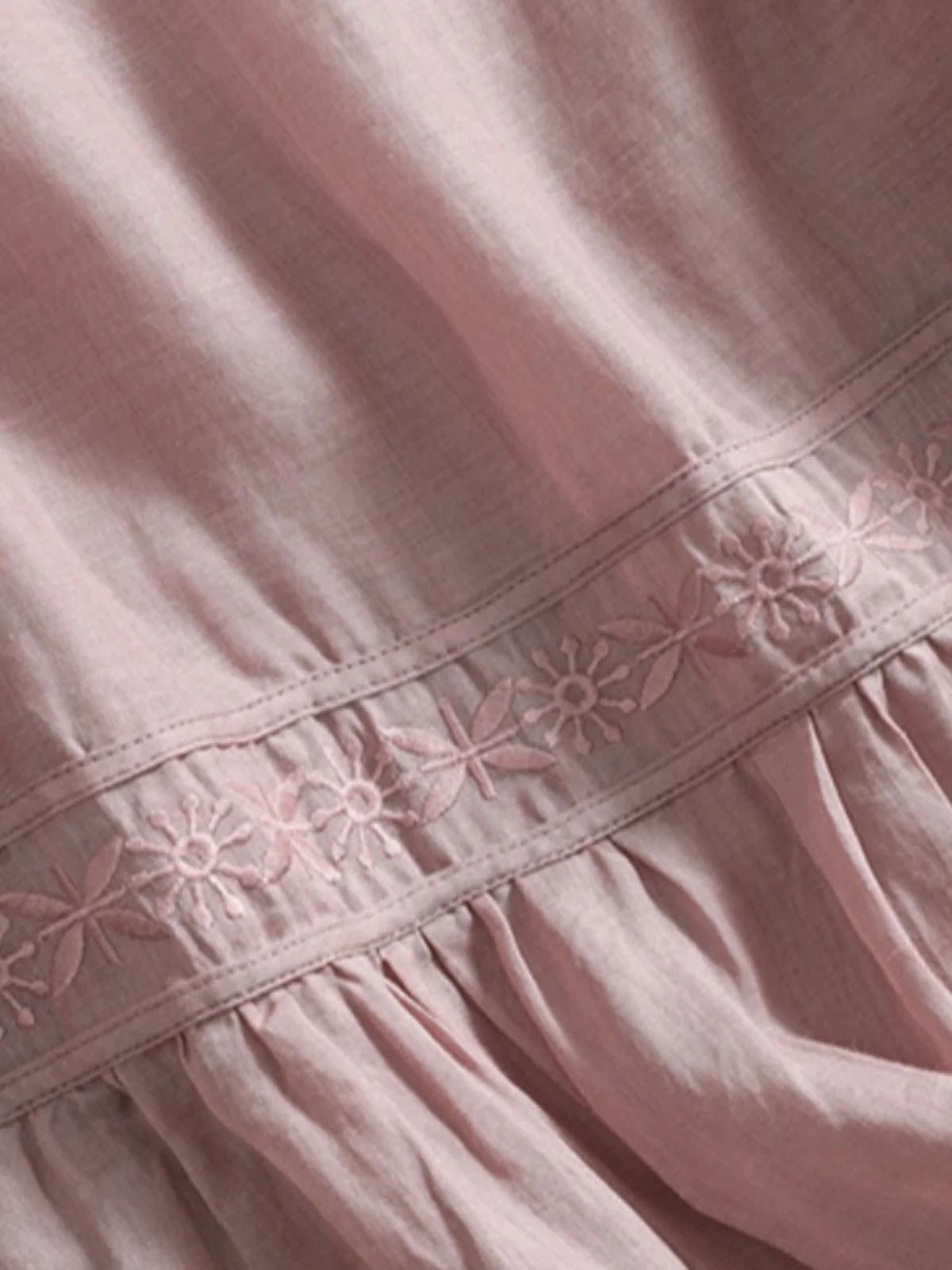 Atasan Asimetris Warna-warni dengan Bordir Artistik Musim Panas dari Katun Linen untuk Wanita Ukuran Plus dengan Kerah Bulat