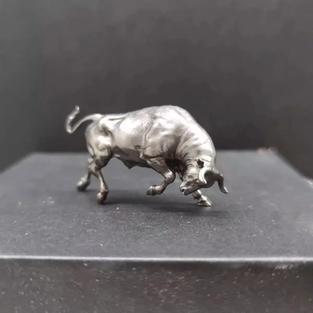 Miniature Pure Copper Ornaments Wall Street Bull Mascot Model Small Ornaments Animals Figurine Decor Crafts Decoration Gift