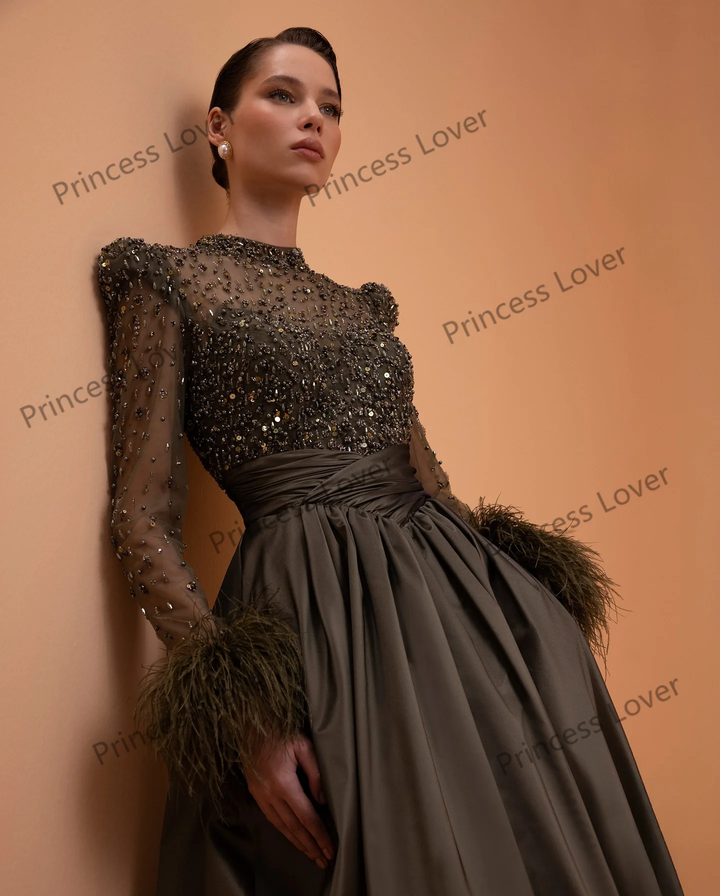 Transparent Long Sleeves Evening Dresses Heavy Beaded A Line Wedding Party Dress Customized Retro Prom Gown Formal Vestidos