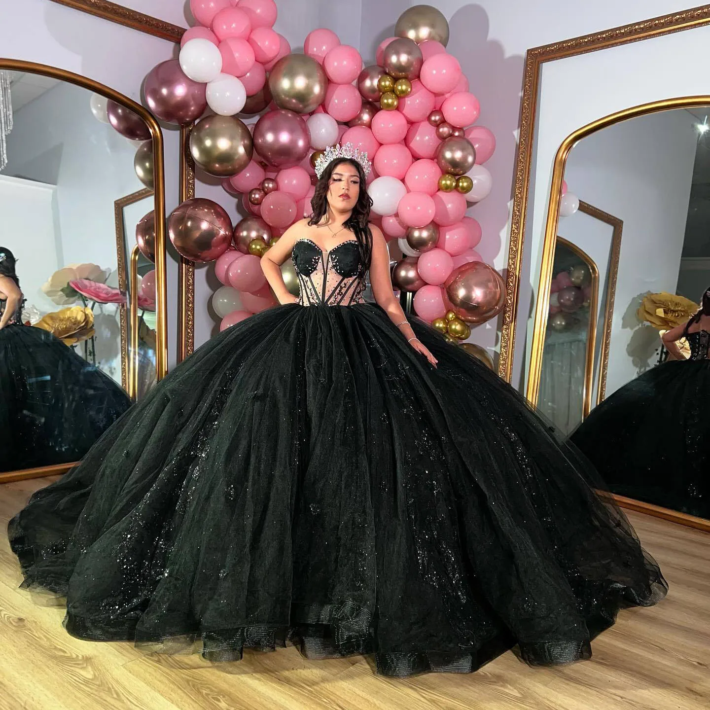 Vestido negro brillante quinciara, escote corazón, cuentas con apliques, dulce 16 vestidos de graduación, Vestido de desfile, XV Años, 2024