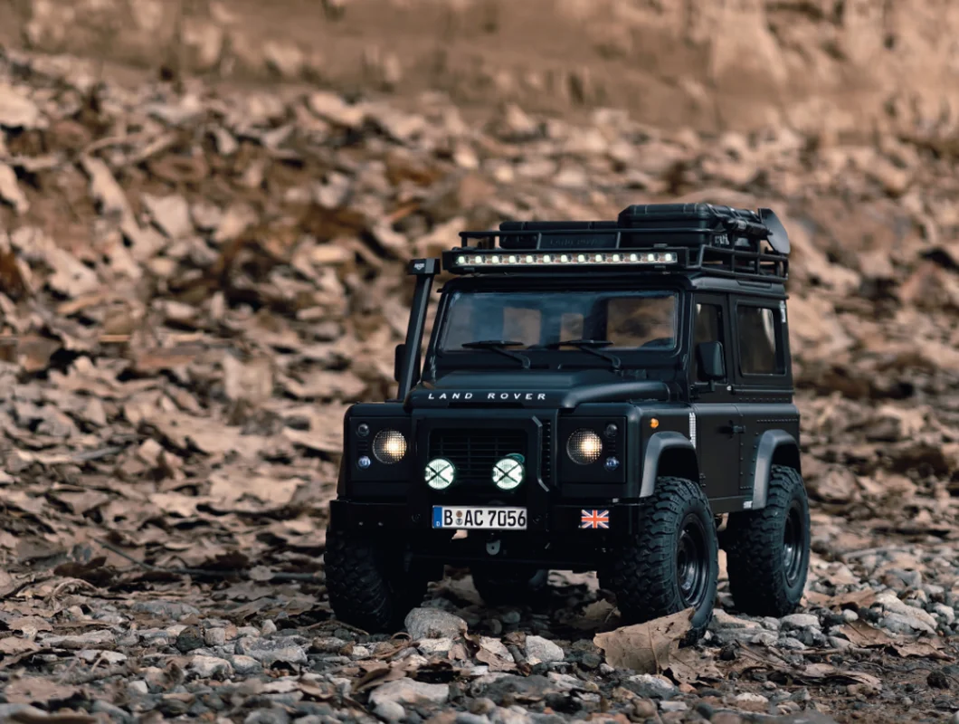 

MN99s 4WD Full Scale RC Rock Crawler 1:18 Off-Road Vehicle Professional Outdoor Remote Control Climbing Car Toy for Boys