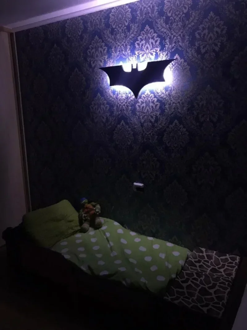 Lampu Dinding LED keren baru, lampu dinding dengan Remote Control nirkabel dan perubahan warna, lampu samping tempat tidur, lampu Logo, suasana, sayap kelelawar