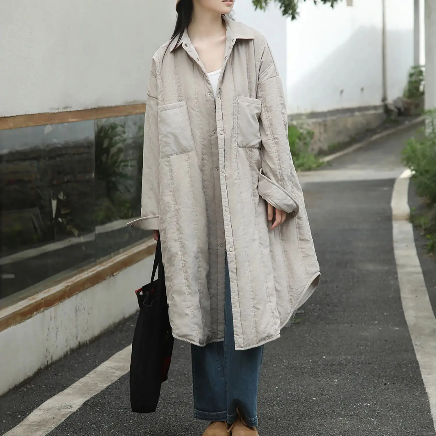 LZJN المرأة الشتاء الرجعية مستوحاة النمط الأدبي قميص طوق معطف مبطن فضفاض منتصف طول تصميم مع جيوب كبيرة عصرية #1