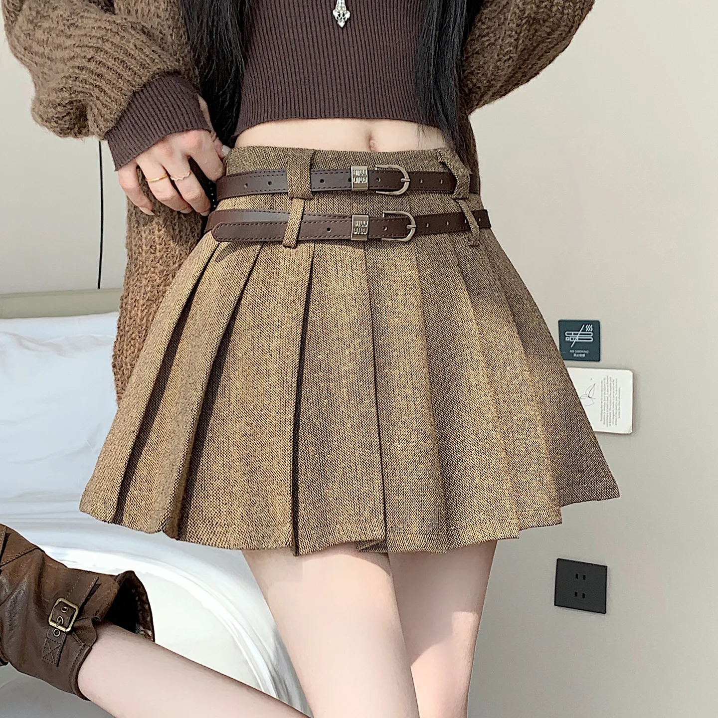 Woll-Plissee-Kurzrock für Damen im Herbst und Winter, koreanische Version, College-Stil, doppelter Bund, hoch taillierter A-Linien-Rock