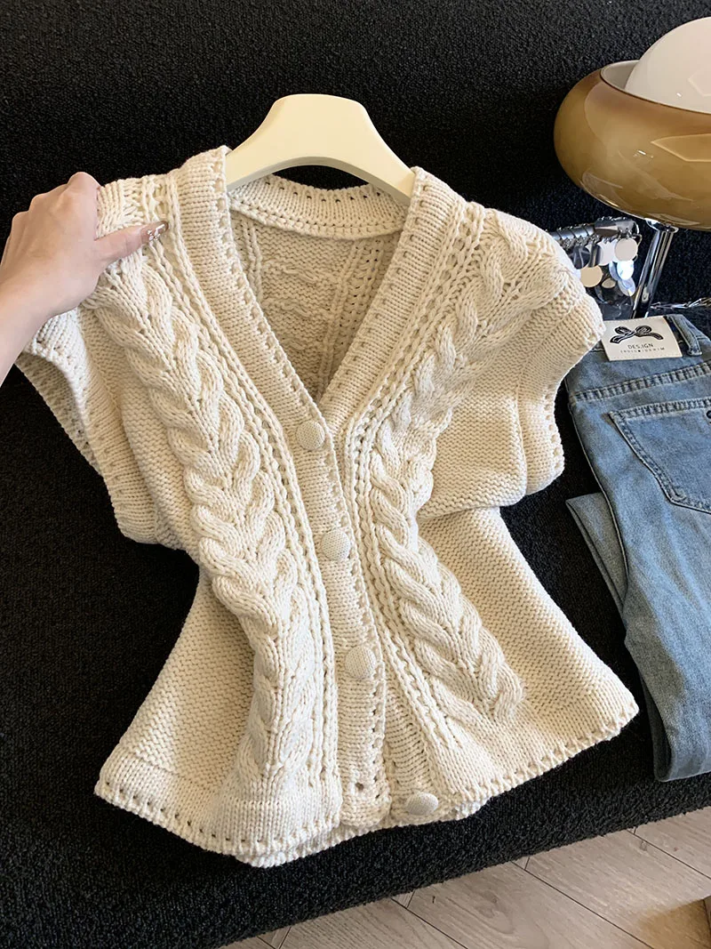 V-Neck Knitted Vest Women's Loose Shoulder Top Retro Twist Hollow out Design Spring 2026 New Style Casual Straight Cut Sweater
