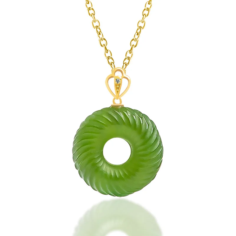 

Fashion natural Hotan Jade jasper thread safety clasp pendant 18K gold inlaid spinach green jade jade pendant female necklace