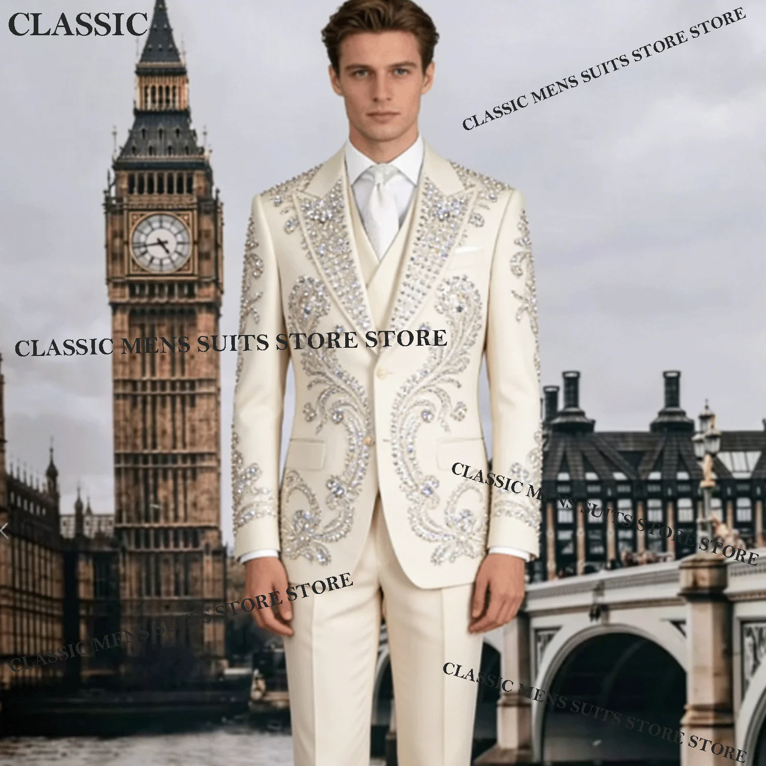 

Изысканный мужской деловой костюм-тройка с пайетками: пиджак, брюки, жилет. Изысканные комплекты для жениха, свадебные смокинги на заказ.