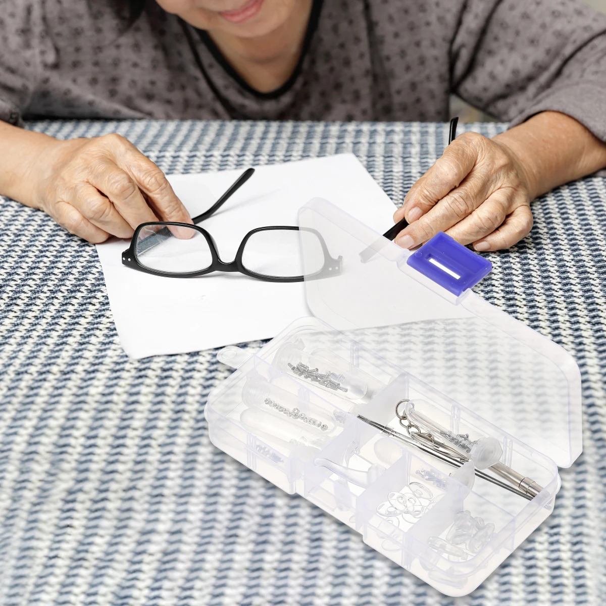 

1 Set Glasses Repair Kit Stainless Steel Screwdriver Tweezer For Eyeglass Sunglass Watch Camera Fan Computer Home Tool Use