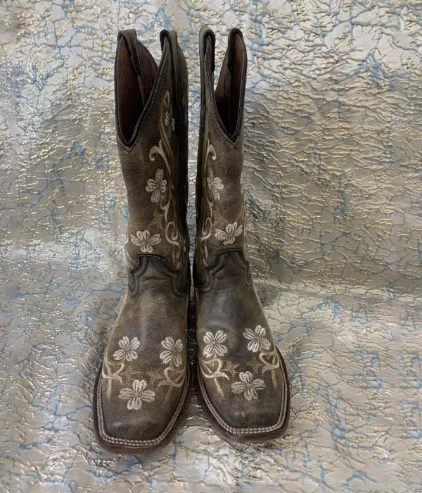 Retro Style Embroidery Square Toe Knee-High Women Cowboy Boots Chunky Middle Heels Slip On Design Large Size Shoes