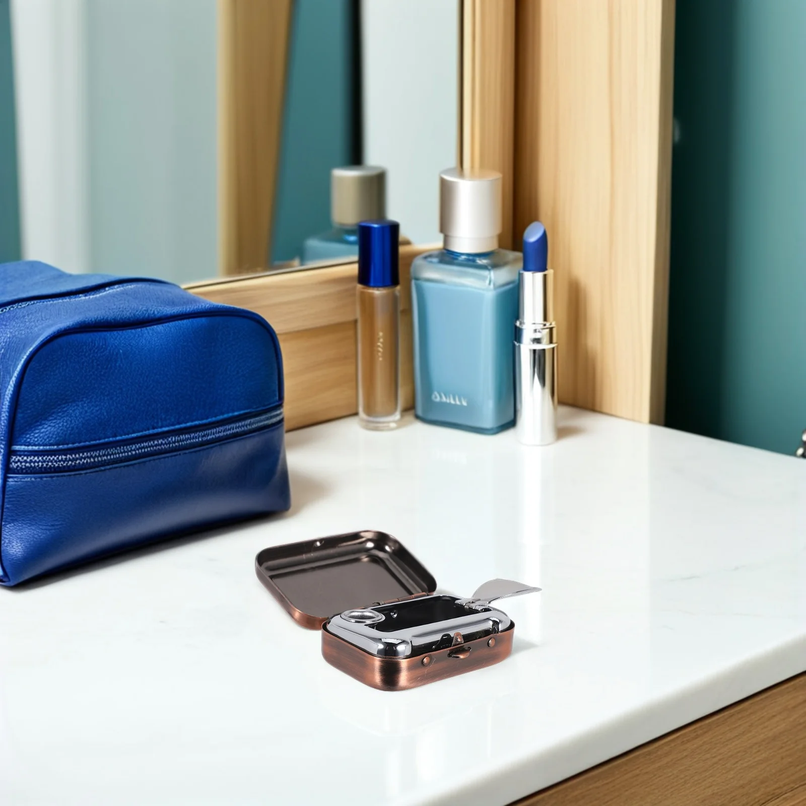 

Portable Rectangular Metal Compact Design Windproof Lid For Car Camping Travel Home Office Use Pocket Travel Ashtray Accessory