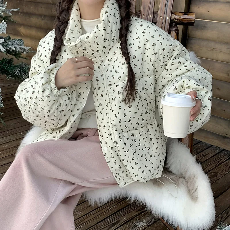 سترة شتوية سميكة قصيرة مبطنة بطبعة زهور، سطح مخملي، معطف دافئ على طراز الكلية الكورية، ملابس خارجية مبطنة بالقطن #2