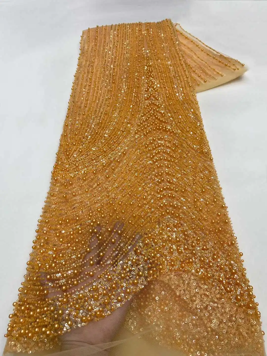 

Luxury French Embroidered Heavy Beaded Lace Fabric African Nigerian Sequins Lace Fabric for Wedding Dress Sewing