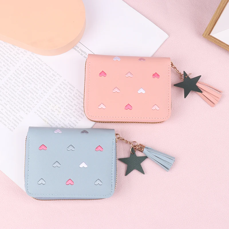 Cartera pequeña con borlas para mujer, monedero de cuero de PVC con cremallera corta, bonito