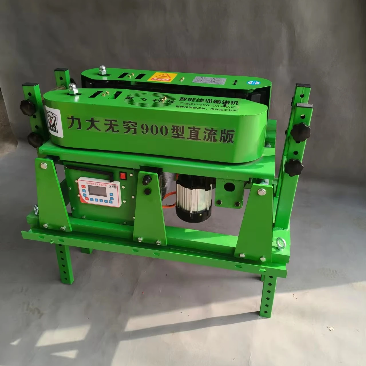 

900 Fully Direct Current 24cm Cable Conveyor Variable Frequency Coarse Cable Remote Control Optical Cable Traction Machine