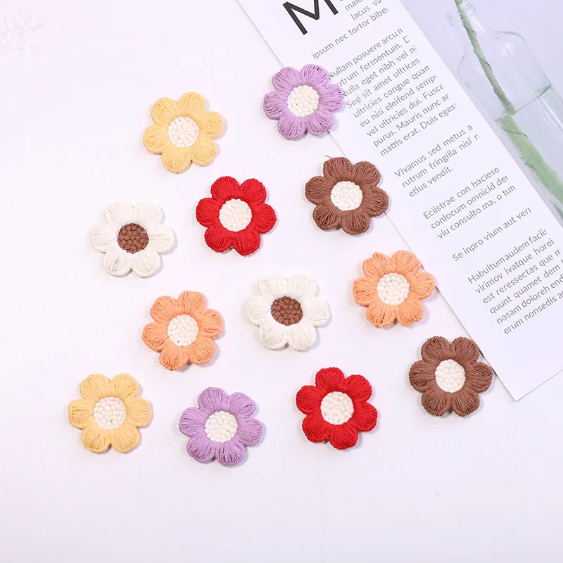 

20PCS New small flowers embroidery flower piece of craft jewellery accessories 3cm six-petal flowers embroidery cloth stickers