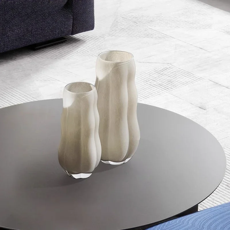 

Vase light luxury high-end ornament, exquisite niche dining table