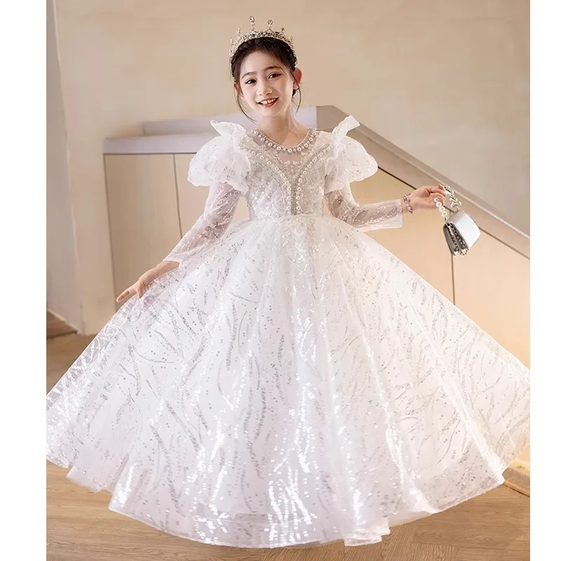 

High end girls' evening dresses, children's fashion shows, little girls' birthdays, princess dresses, piano performance costumes