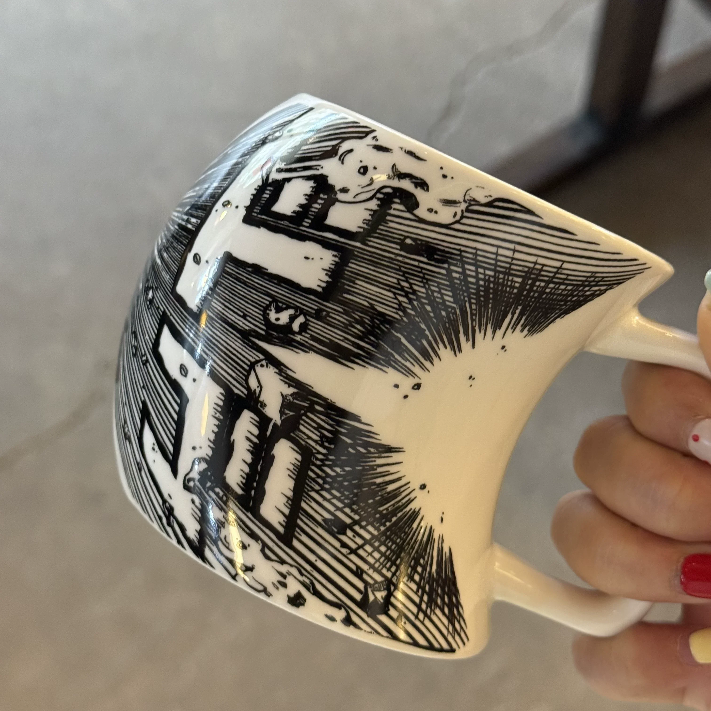 Ceramic Mug Japanese Manga Hand Drawn Shock Wave Black White Line Design Irregular Shape Coffee Cup For Home Office Adults