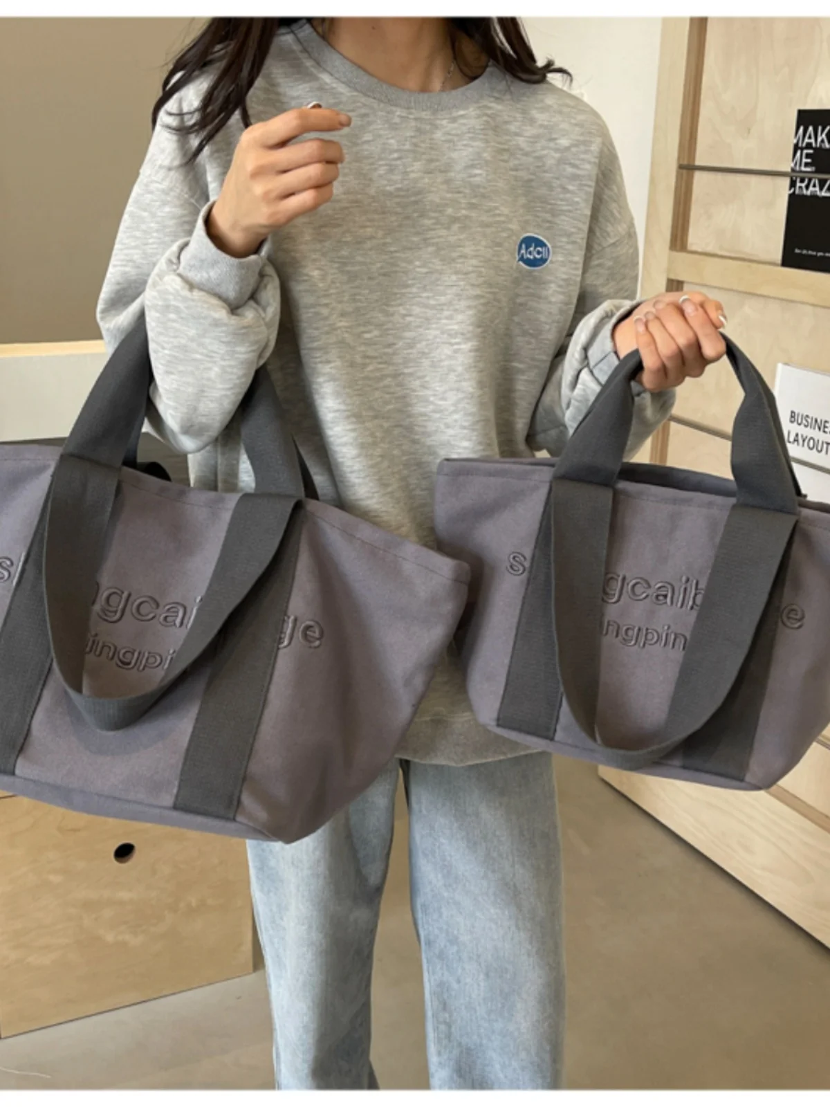 

Embroidered Letter Canvas Tote Bag Women's Faionable Large Capaci Handbag Commuting Single oulder op Bag