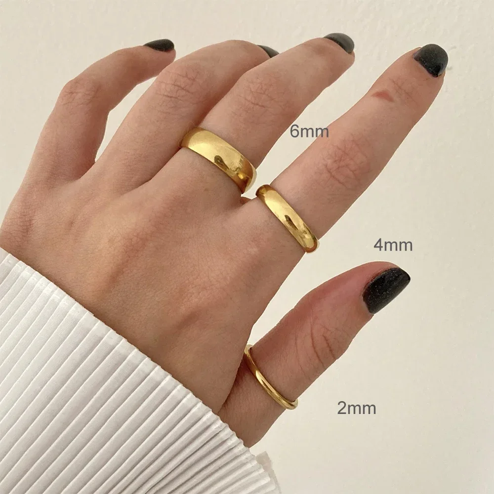 Anello minimalista semplice in acciaio inossidabile liscio per donne e uomini Anelli classici per coppie placcati in oro 18 carati Gioielli di fidanzamento per matrimoni