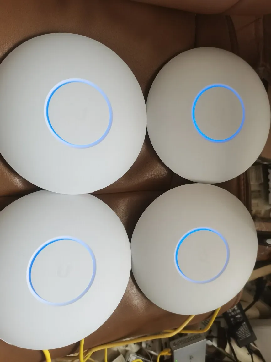 Enterprise Ceiling-Mounted WiFi Access Point | UniFi AC Series (PRO/LR/LITE/NanoHD) Gigabit Wireless