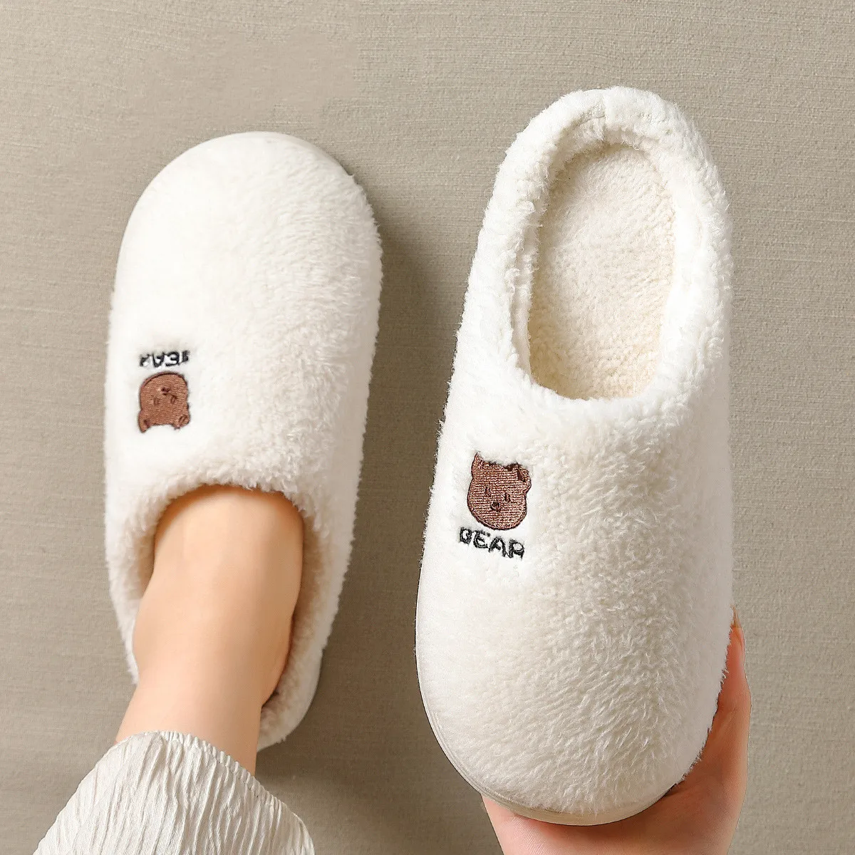 

New Home Warm Slippers Soft Cute Women Winter Furry Slides Fashion Indoor Bedroom Men Concise Non-slip Flats Casual Fluffy Shoes