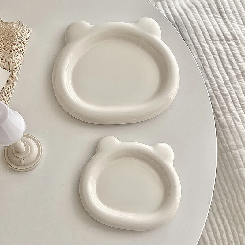 Chubby bear head white round ceramic plate - bear dinner plate, dessert plate, breakfast plate, tableware