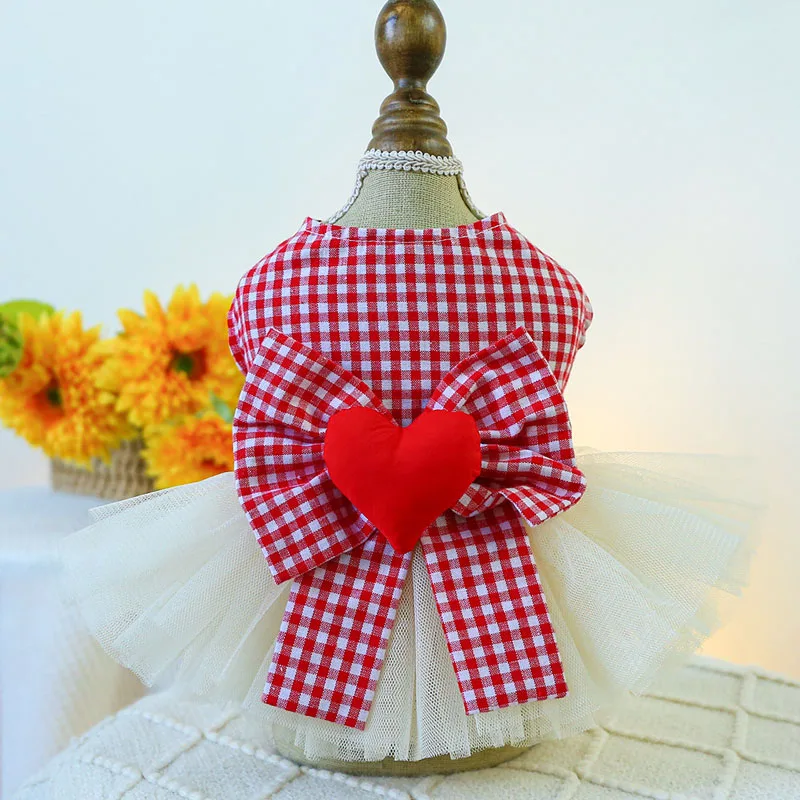 

Plaid Dog Clothes Heart Pattern Girls Dog Dress For Valentine's Day Red Clothing Puppy Kitten Skirt Tutu Dresses For Small Dogs