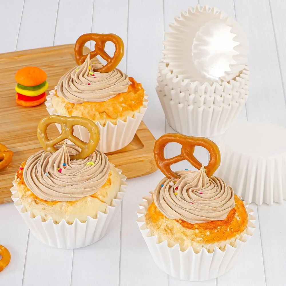 200pcsWhite Cupcake Liners Non-Stick Baking Cups Muffin Cupcake Wrapping Paper Wrinkle-Resistant Muffin Cups for Wedding Kitchen