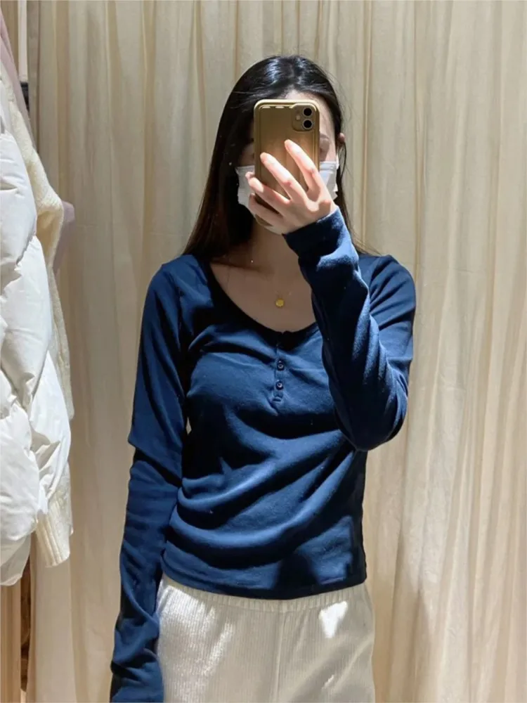 

Осенняя темно-синяя футболка с длинным рукавом, женская новая милая повседневная футболка с шестью пуговицами и круглым вырезом, хлопковые тонкие топы, модная винтажная шикарная уличная футболка Y2K