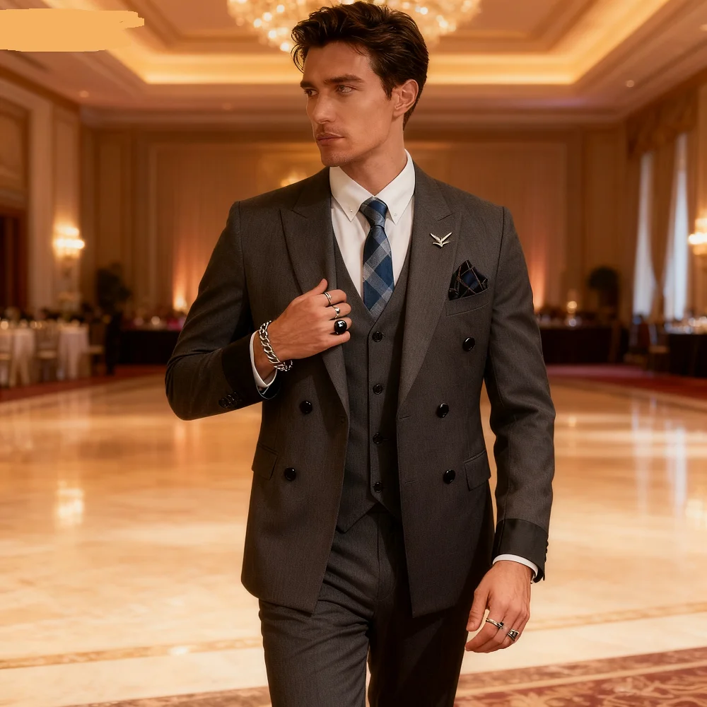 

Men's Double-breasted Three-piece Ensemble plus Size Groom's Wedding Attire Youthful Business Formal Casual Suit Set
