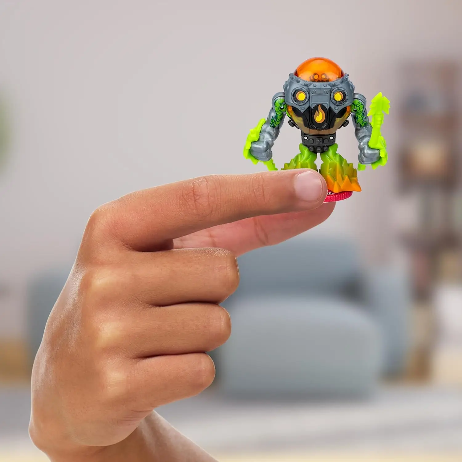Legends of Akedo Boss Wrapsnap 3 Zoll große Kampfkrieger-Actionfigur Spielzeug 360° Angriffsdrehung Doppelte Verteidigungsrüstung Geschenke – Detail 5